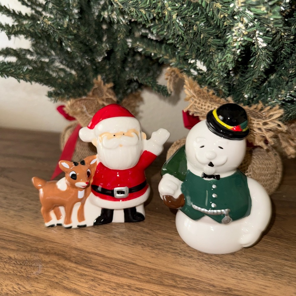 NIB RUDOLPH Festive Santa and Snowman ceramic SALT AND PEPPER  Set - Picture 5 of 14
